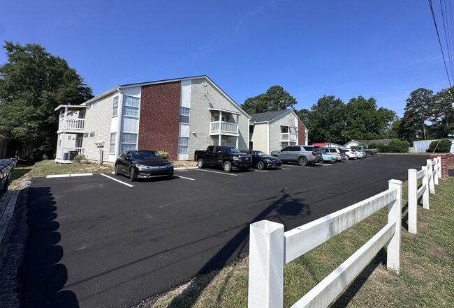 Building Photo - 403 S Thomas Rd
