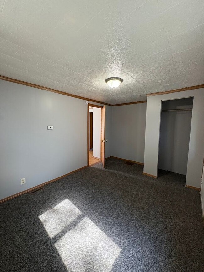 Foto del edificio - Two bedroom one bathroom home for rent