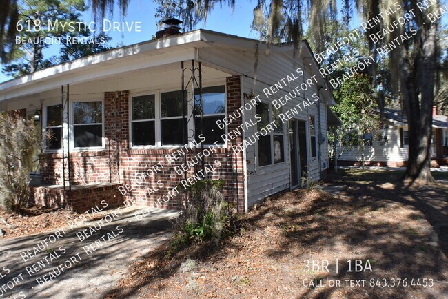 Building Photo - 618 Mystic Drive