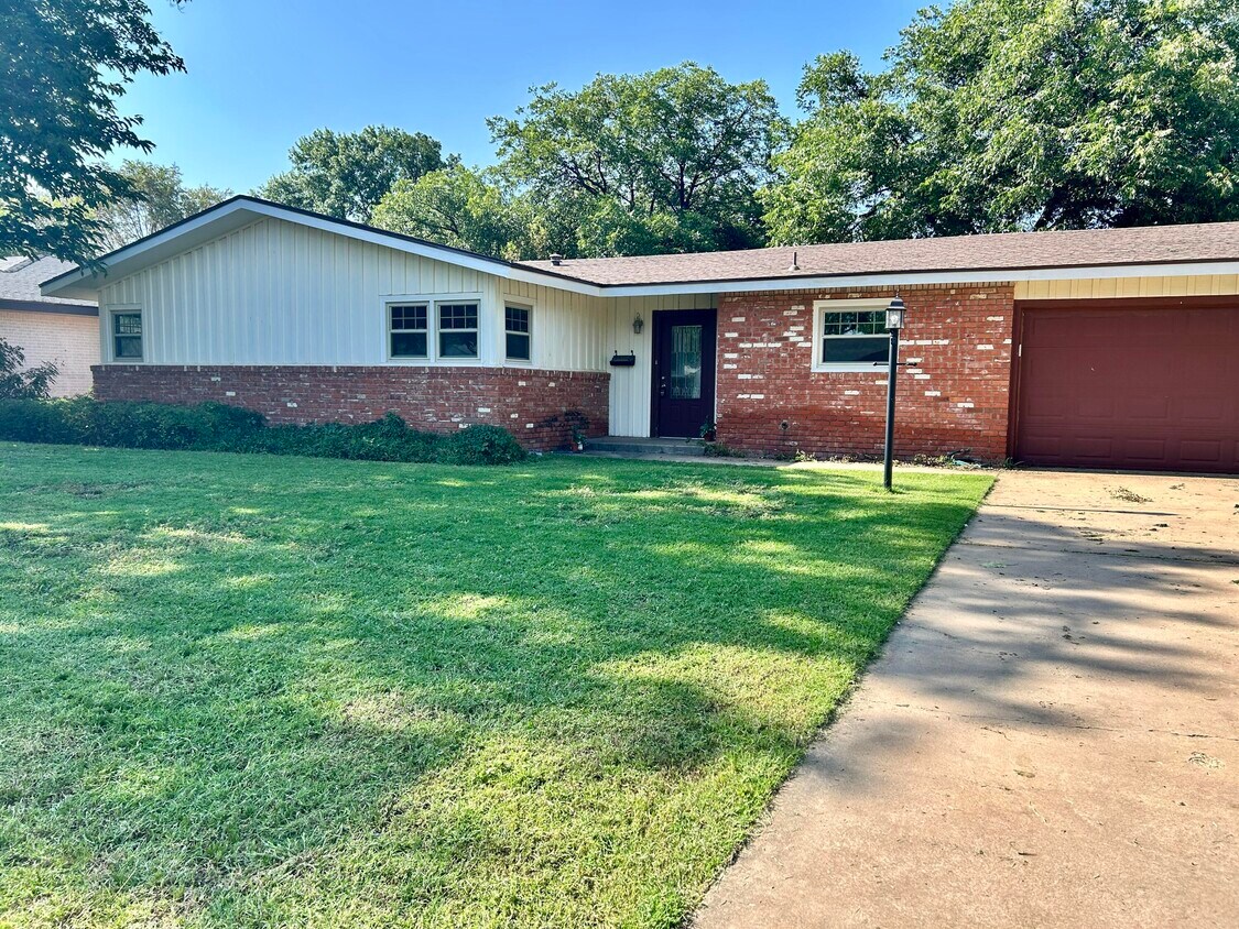 Foto principal - 3705 38th St