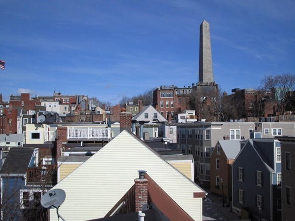 Building Photo - 28 Pleasant St