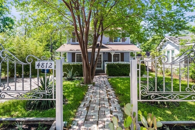 Building Photo - 4812 Avenue G
