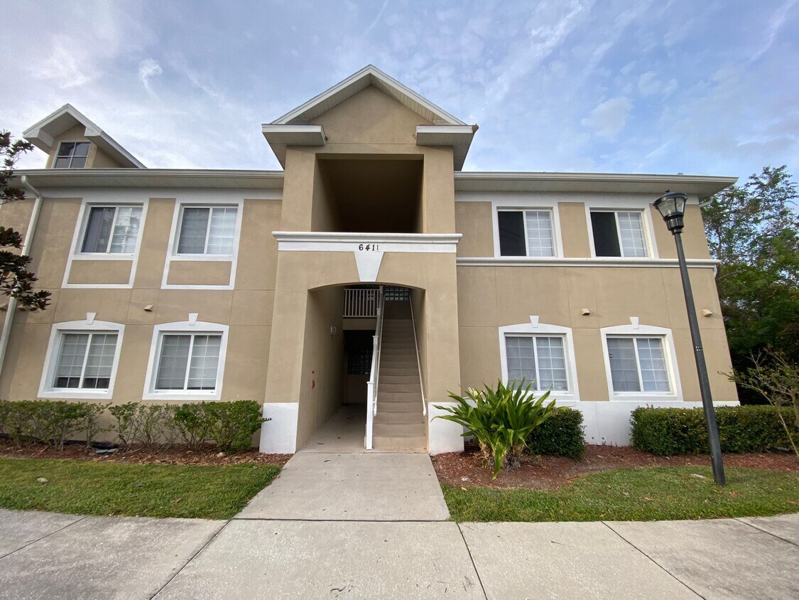 6411 Cypressdale Dr Unit 202, Riverview, FL 33578 Condo for Rent in