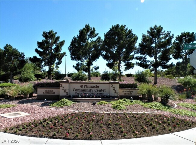 Foto del edificio - 10527 Mission Lakes Ave