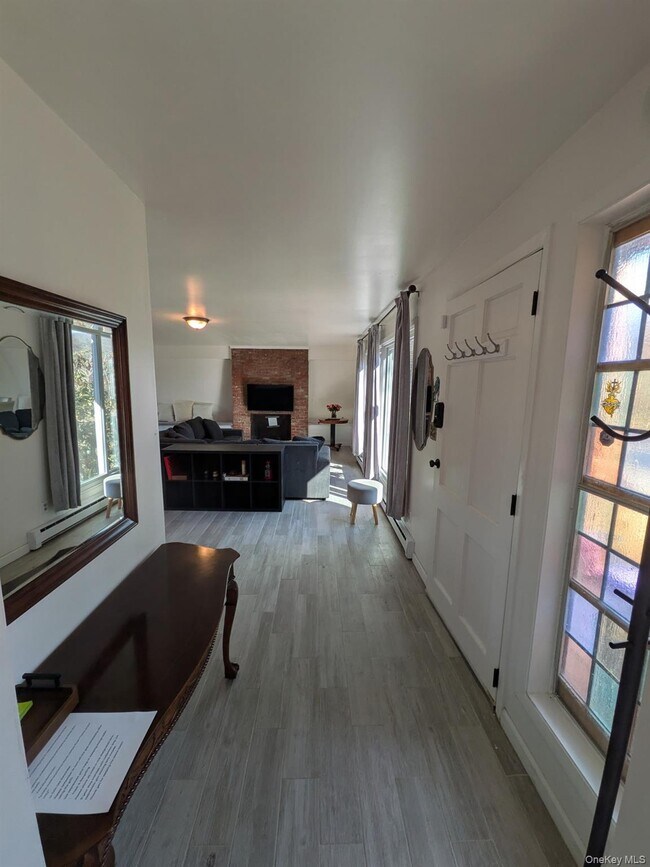 Foto del edificio - 37 Hill Rd