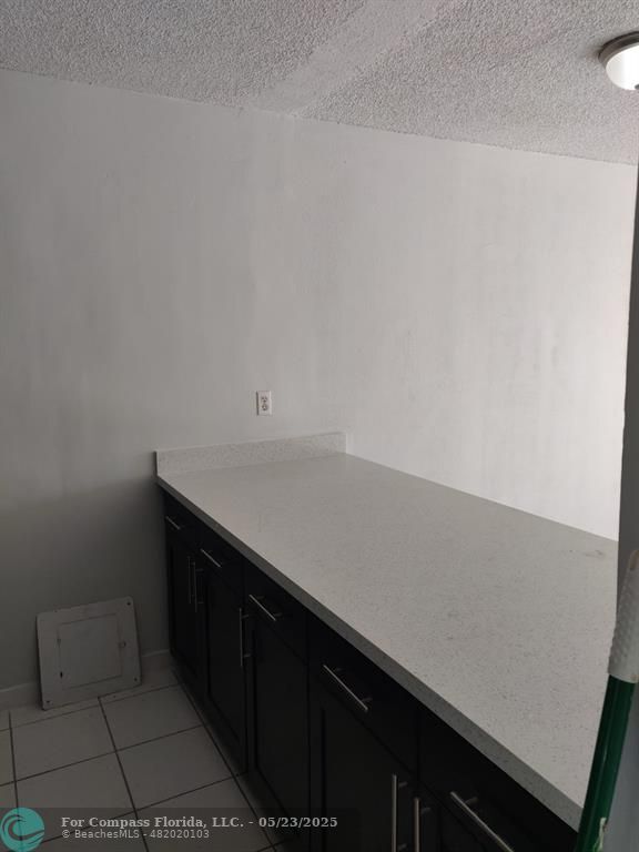 Foto del edificio - 251 NW 177th St