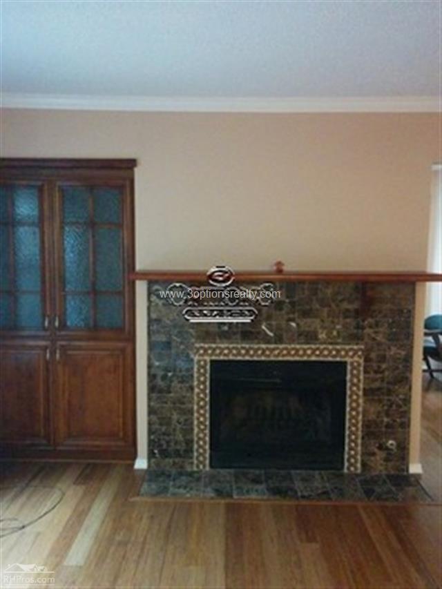 Building Photo - 2412 Huntingdon Chase