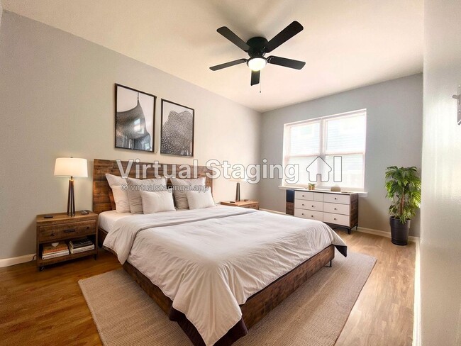 Interior Photo - 4756 N. Maplewood Ave.