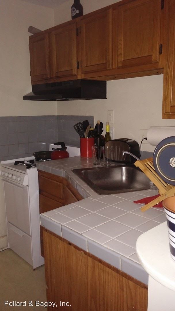 Foto del edificio - 3318 Ellwood Ave