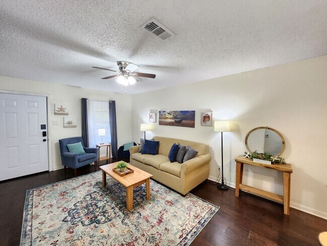 Building Photo - 3785 Nobles St