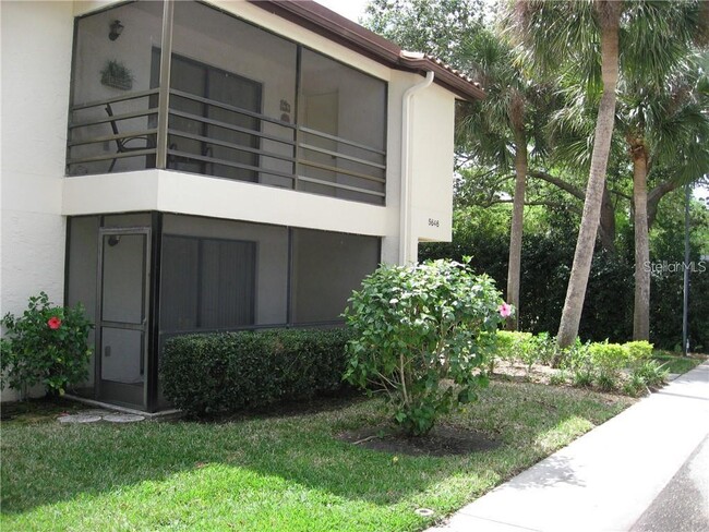 Foto del edificio - 5644 Gardens Dr