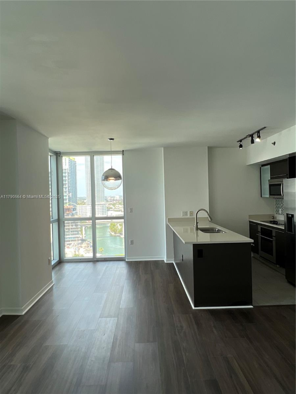 Foto del edificio - 55 SE 6th St