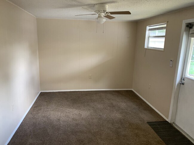 Photo - 1213 Mook St Townhome