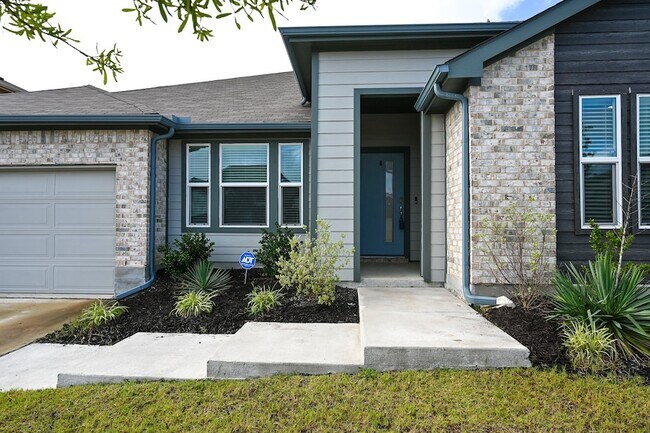 Building Photo - 725 Golden Gate Pk Rd