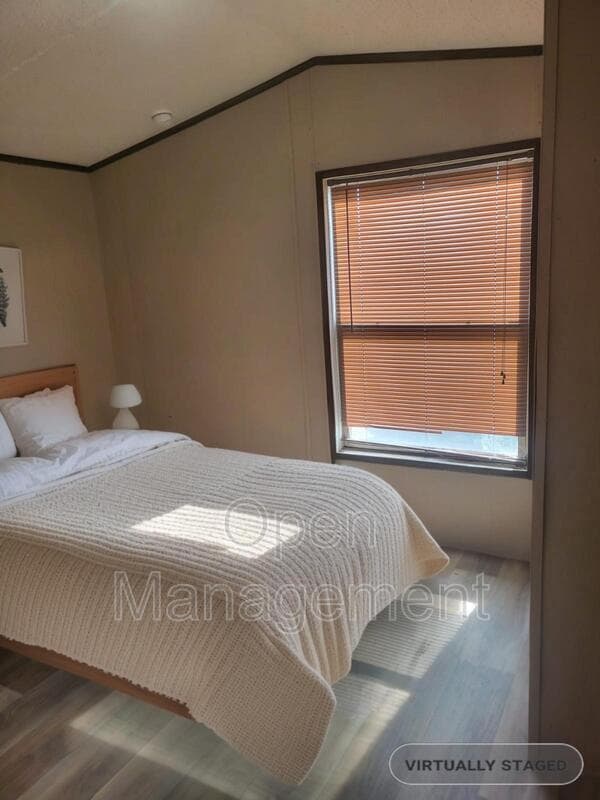 Building Photo - 3510 Bluegrass Park Dr