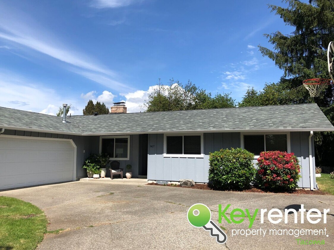 3 Bedroom Gem in Steilacoom! House Rental in Steilacoom, WA