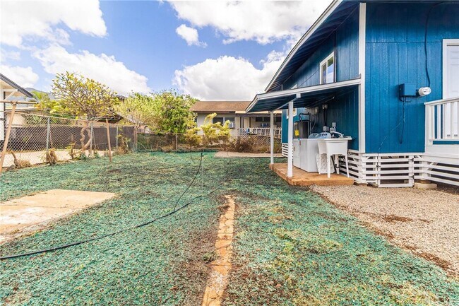Foto del edificio - 87-2204-2204 Farrington Hwy