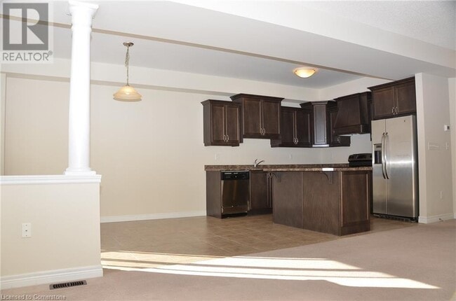 Building Photo - 341 Stonehenge Dr
