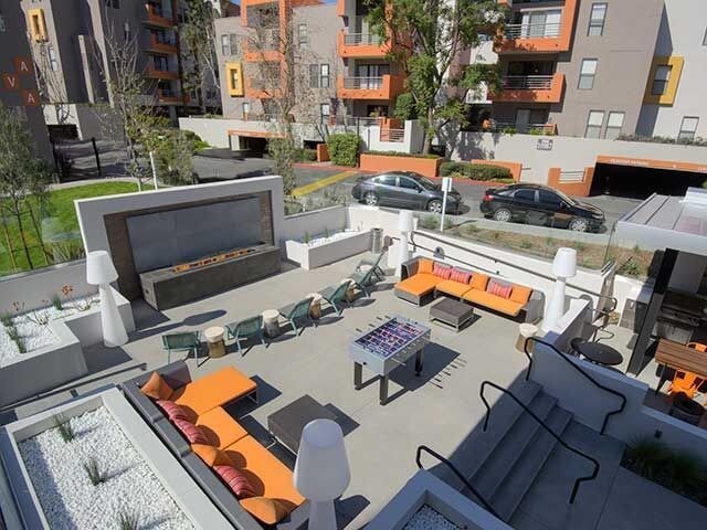 Foto del edificio - 10925 Bluffside Dr