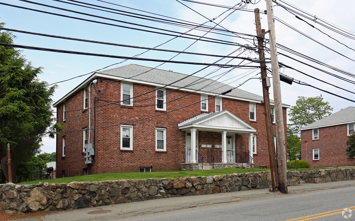 Building Photo - 63-65 Newton St
