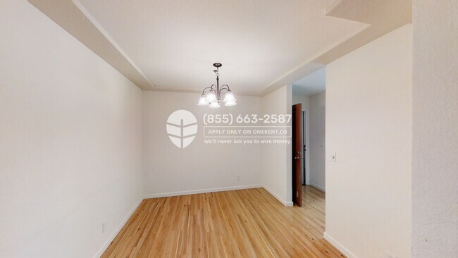 Building Photo - 496 W Charleston Rd