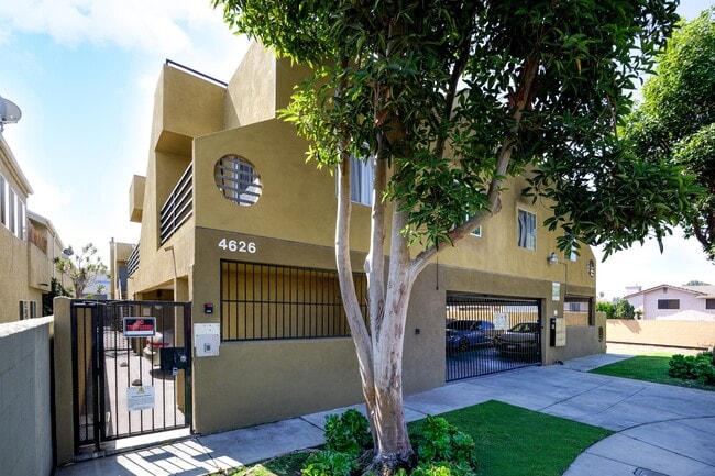 Building Photo - Laurel Terrace