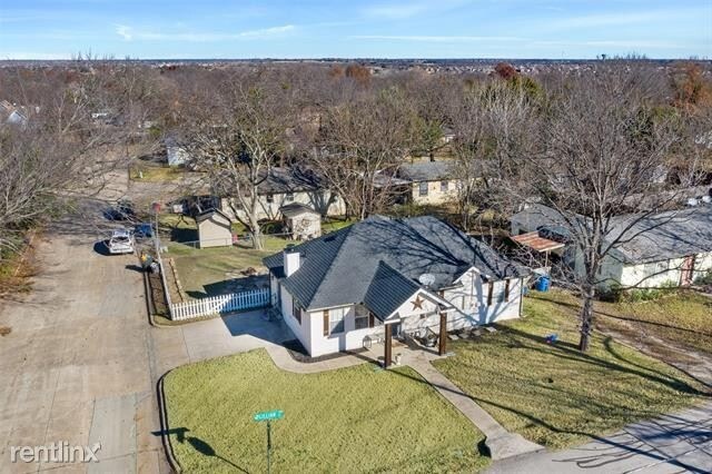 Primary Photo - 3 br, 1 bath House - 501 Lillian Street