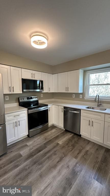 Building Photo - 14646 London Ln
