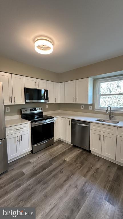 Foto del edificio - 14646 London Ln