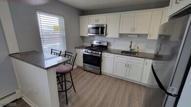 Building Photo - 43 Knox Terrace