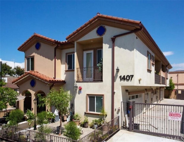 Primary Photo - 1401 Celis St