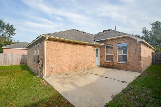 Foto del edificio - 1735 Magnolia Lake Ln