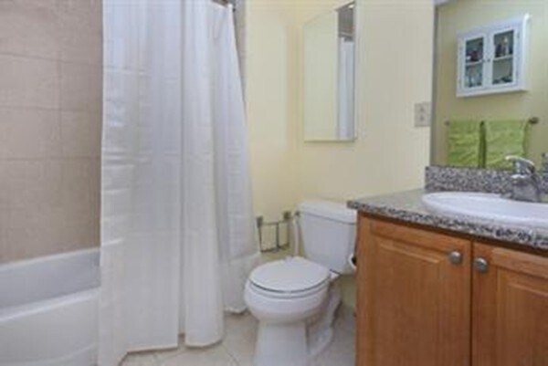 Foto del edificio - 1714 Washington St