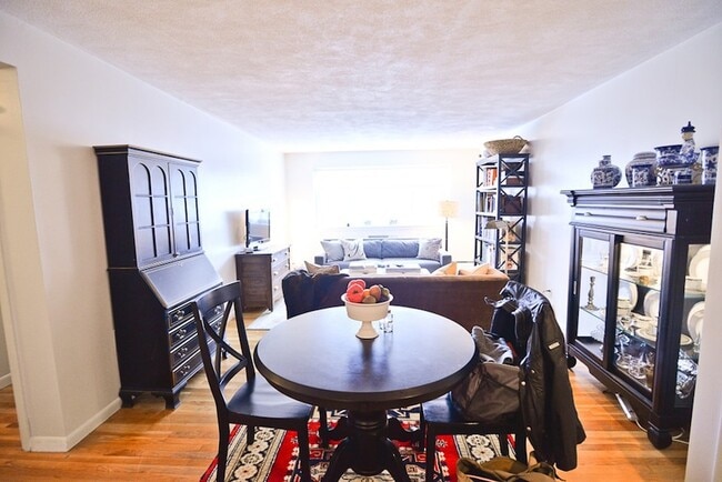 Photo - 20 Radcliffe Rd Apartment