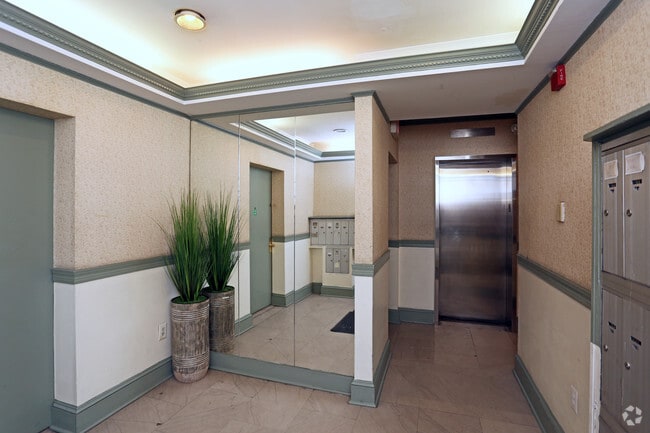 Foto del vestíbulo - Juniper Place