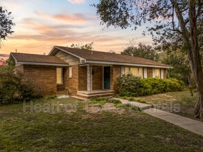 Building Photo - 3300 Adeline Dr
