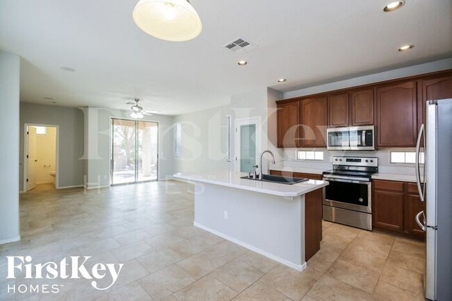 Building Photo - 3767 E Stampede Dr