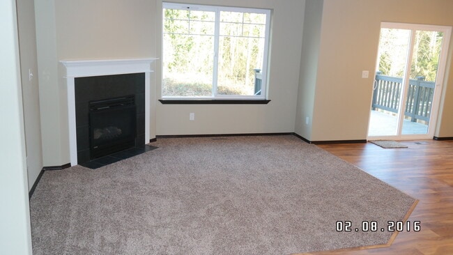 Building Photo - 1529 E Gateway Heights Loop