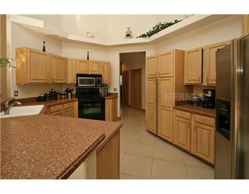 Building Photo - 2140 Lake Vilma Dr