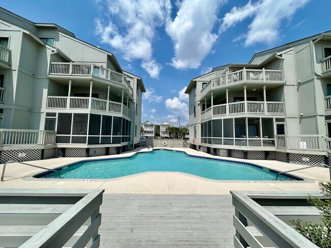 Foto del edificio - 1011 N Ocean Blvd