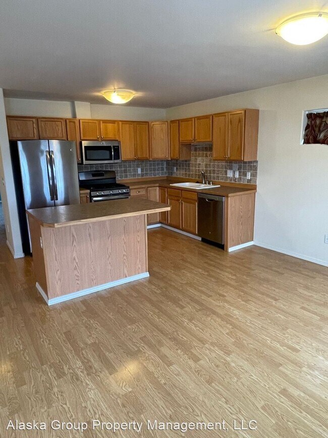 Building Photo - 2 br, 2 bath House - 199 Rusty Allen Place