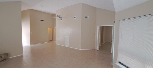 Foto del edificio - 8322 Terrace Wind Ln
