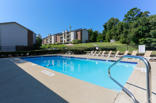 Sharon Lakes Condominiums Apartments for Rent - Charlotte, NC - 52 ...