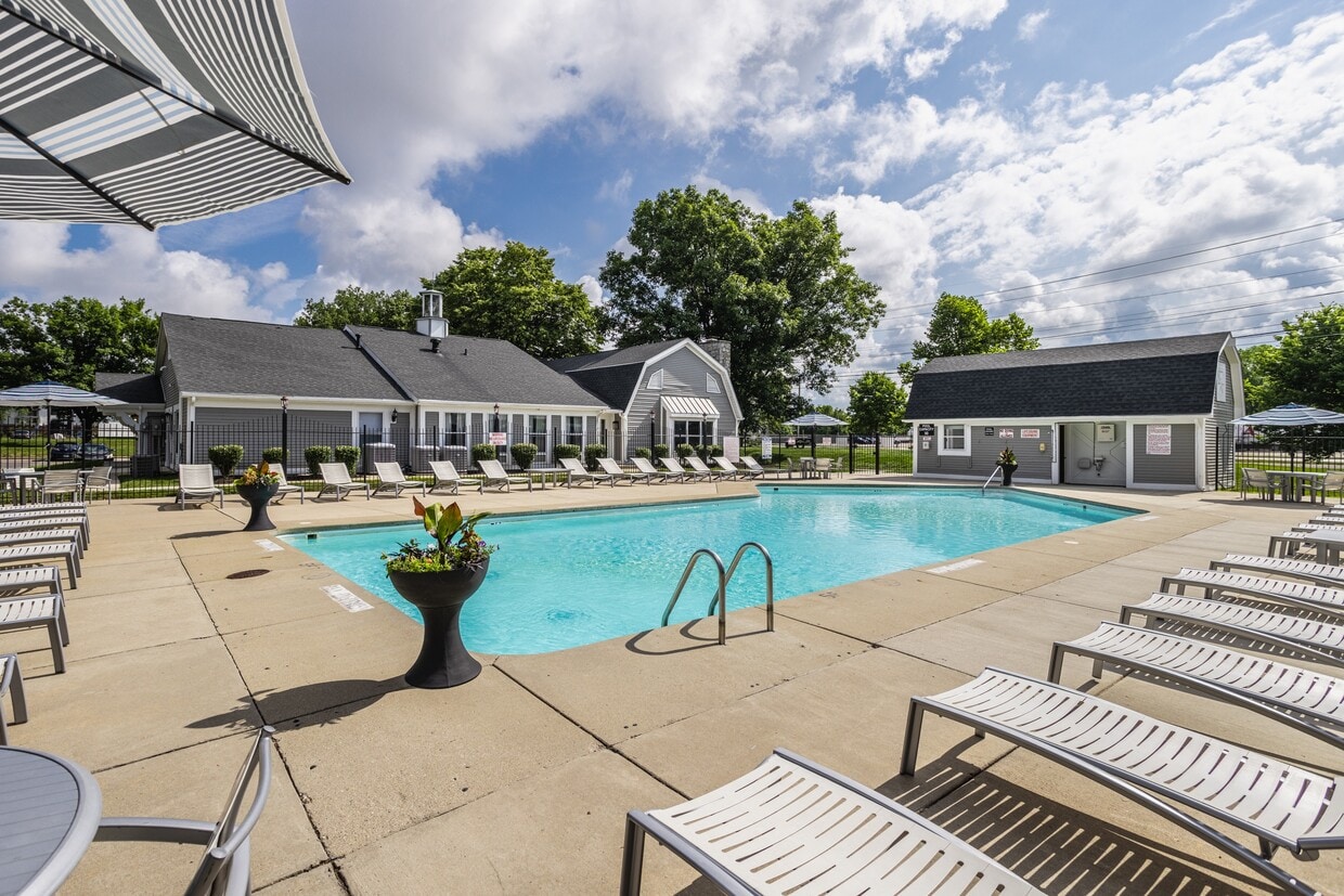 Primary Photo - Bay Pointe Apartments
