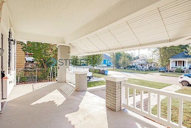 Foto del edificio - 1341 18th St