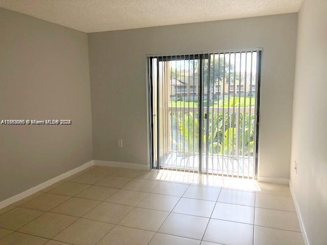 Foto del edificio - 5200 NW 31st Ave