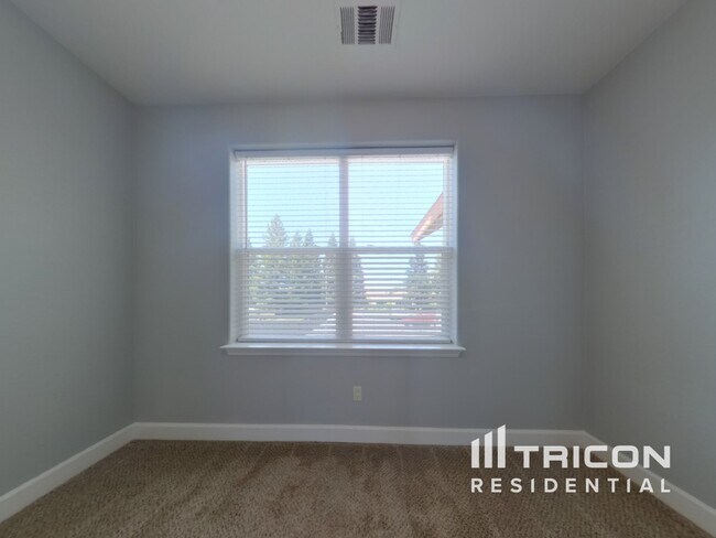 Foto del edificio - 2280 South Dr