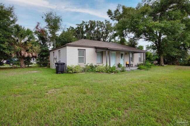 Building Photo - 2101 W Romana St