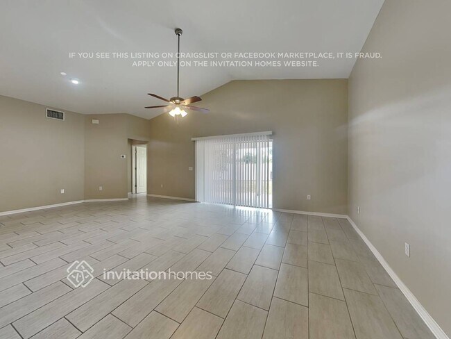 Foto del edificio - 4625 Daventry Pl