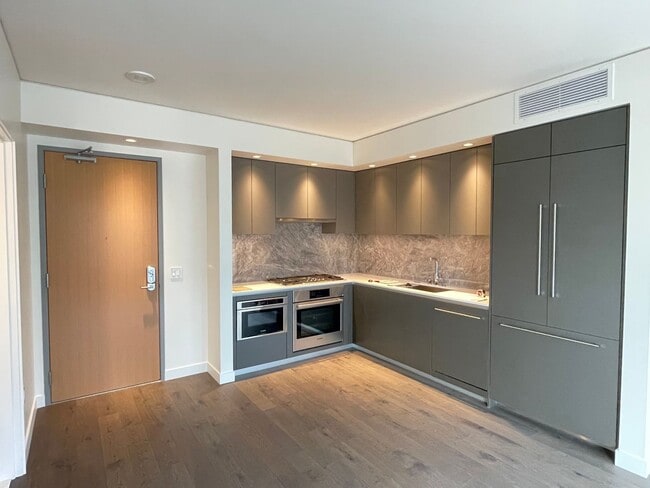 Building Photo - Great Condo for rent